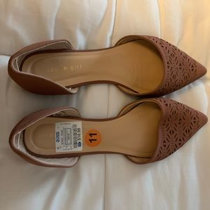Women’s dress flats